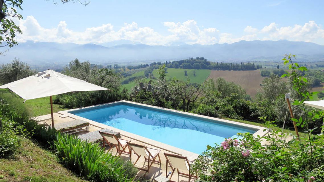 Umbrien-Panoramapool-Landschaft
