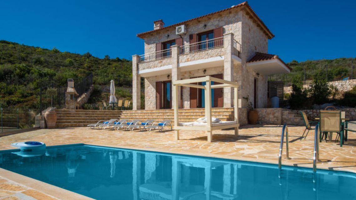 Griechenland-Ferienvilla-Pool