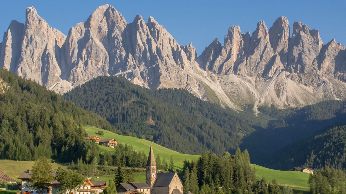 Südtirol-Landschaft-Dolomiten