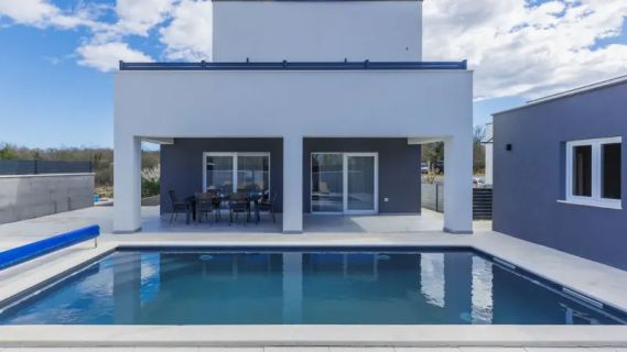 Kroatien-Meer-Pool